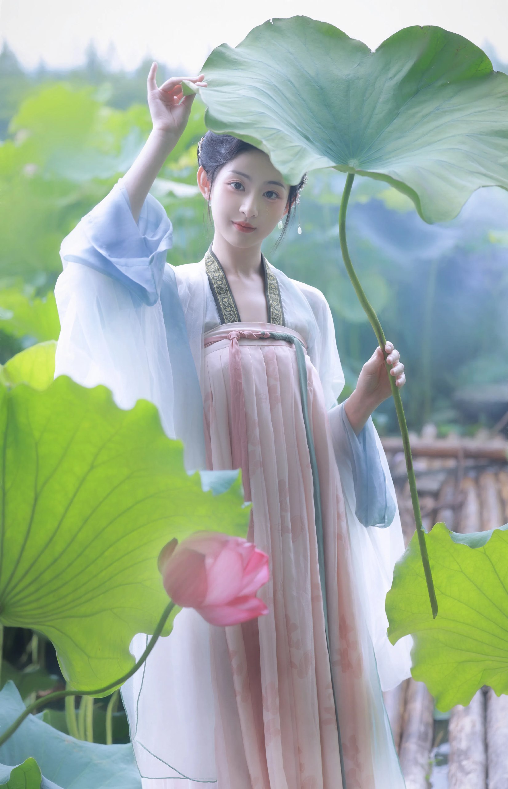 换季皮肤干燥长痘怎么办