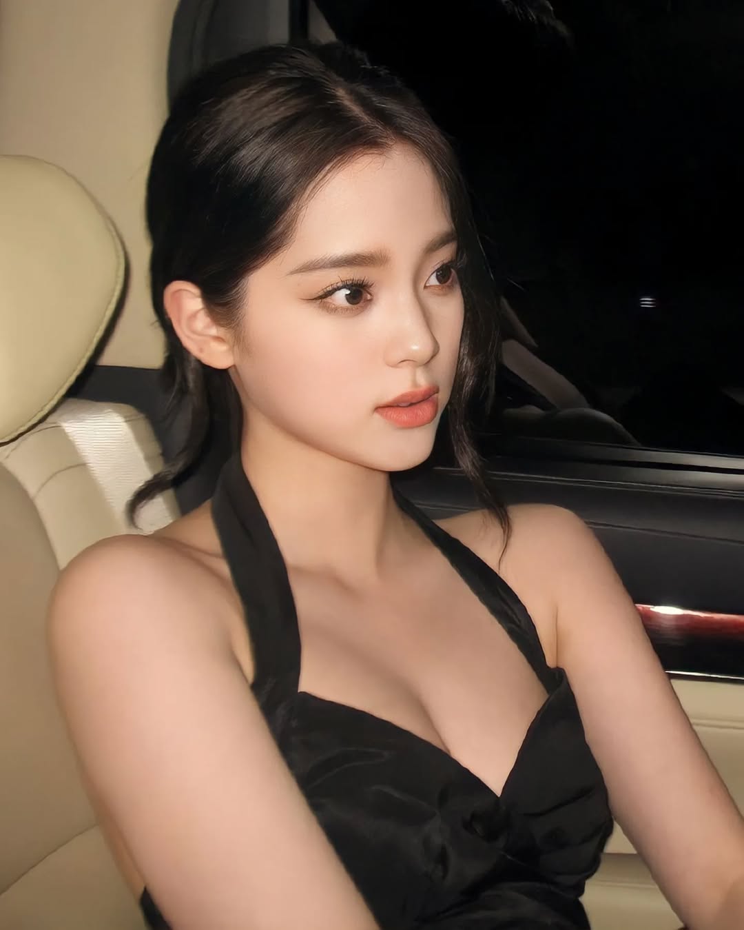 ouyang-nana